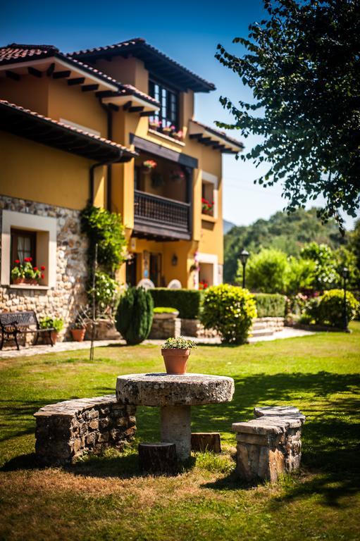 Casa De Aldea Riosol Guest House Cangas de Onis Exterior photo