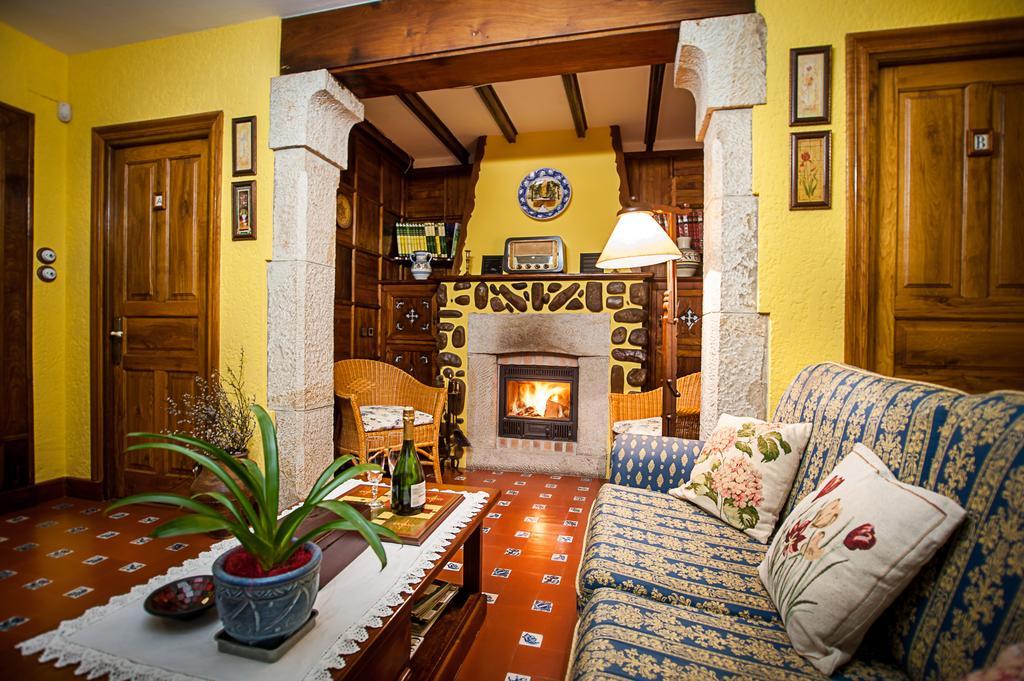 Casa De Aldea Riosol Guest House Cangas de Onis Exterior photo