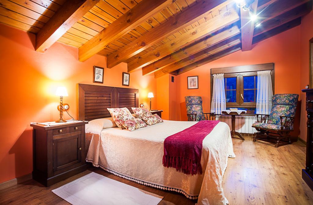 Casa De Aldea Riosol Guest House Cangas de Onis Exterior photo